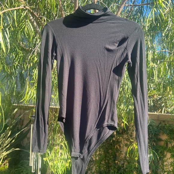 Nasty Gal turtle neck bodysuit - Picture 1 of 5